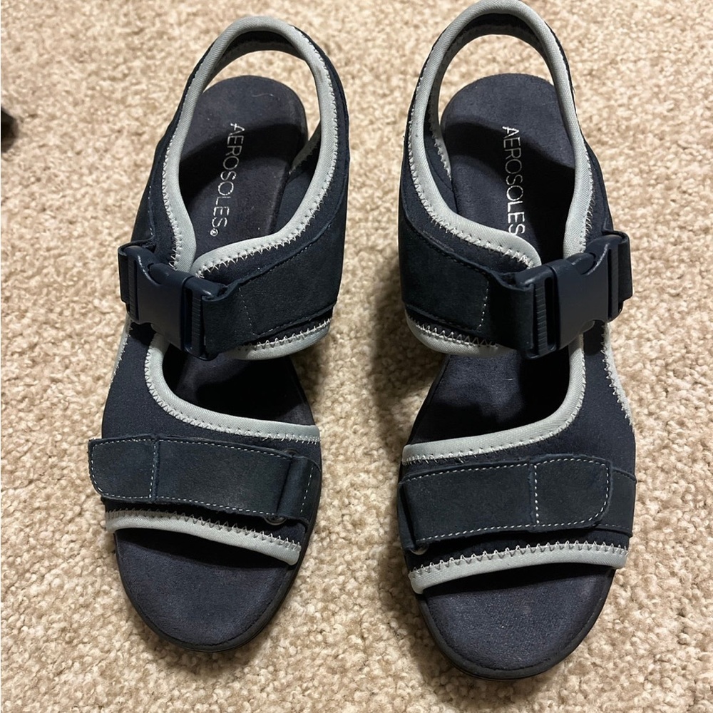 Aerosoles Navy Sandals 8W